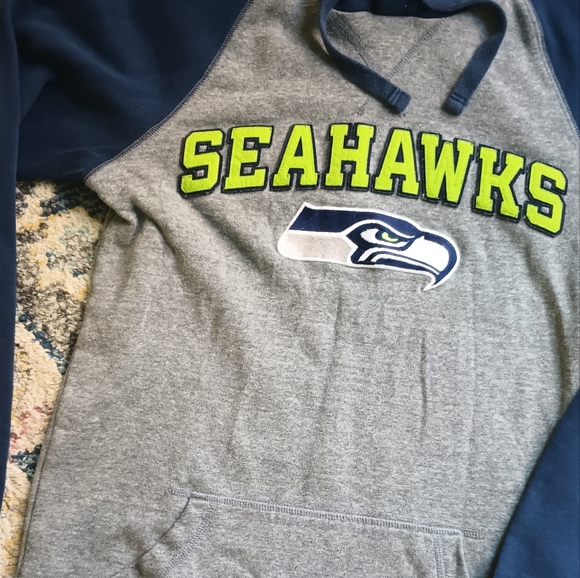 Seahawks Hoodie - Picture 2 of 3